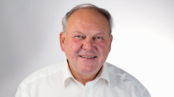Dr. Norbert Schmitt